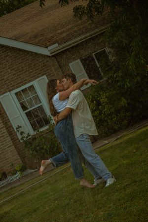 Storytelling couples photoshoot, sprinkler photoshoot, utah couples photoshoot