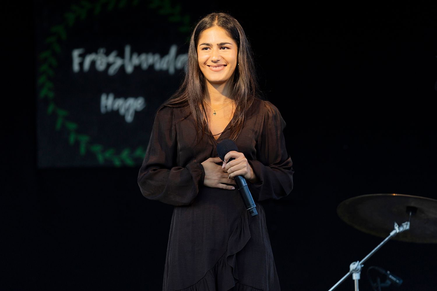 Rojdan Sözen  på Fröslunda Hage. Fotograf Rebecca Nordin.
