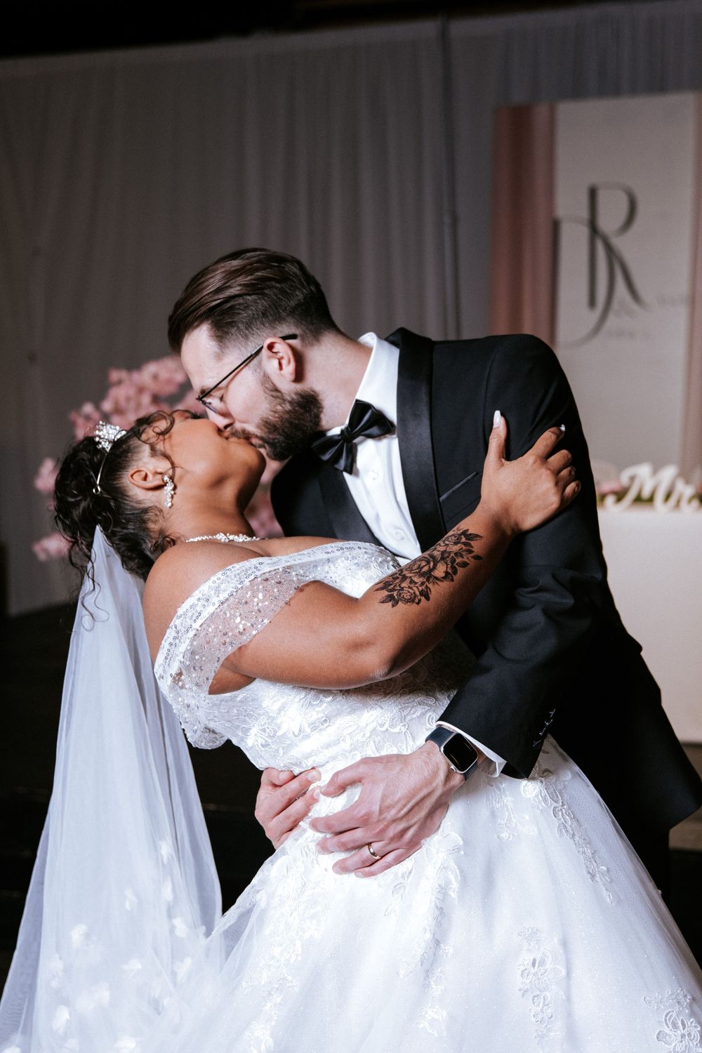 Romantic wedding couple shares passionate kisses in a sequence of elegant portraits.