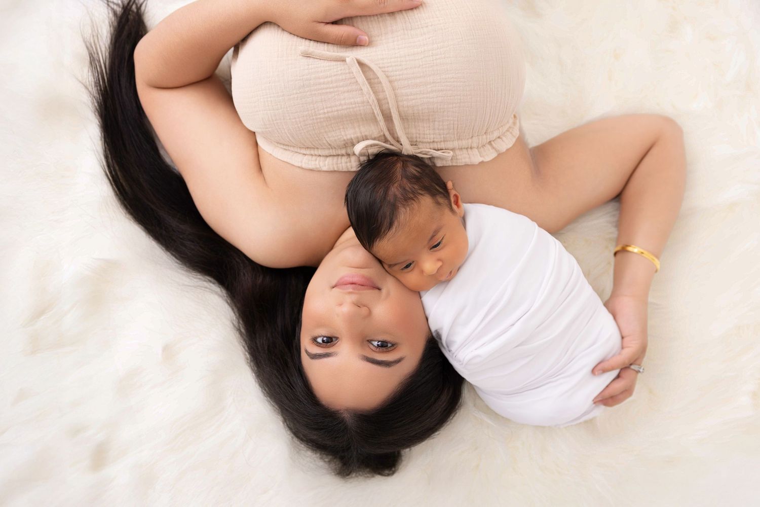 best Long Island newborn photographer, Long Island family photographer, Long Island motherhood session, Long Island newborn photo session