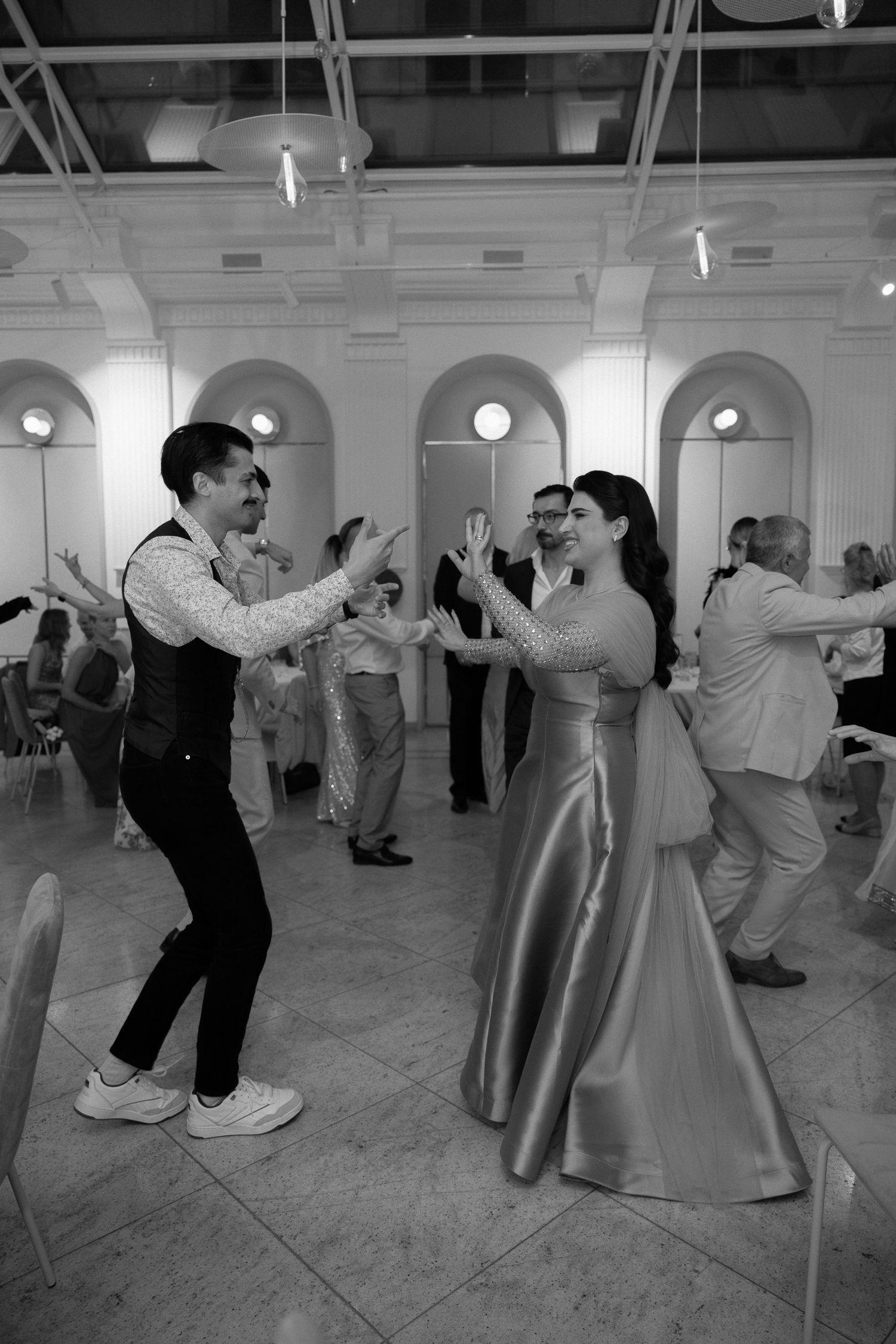 budapest photoshoot 
budapest wedding photographer 
elegant style photographer budapest