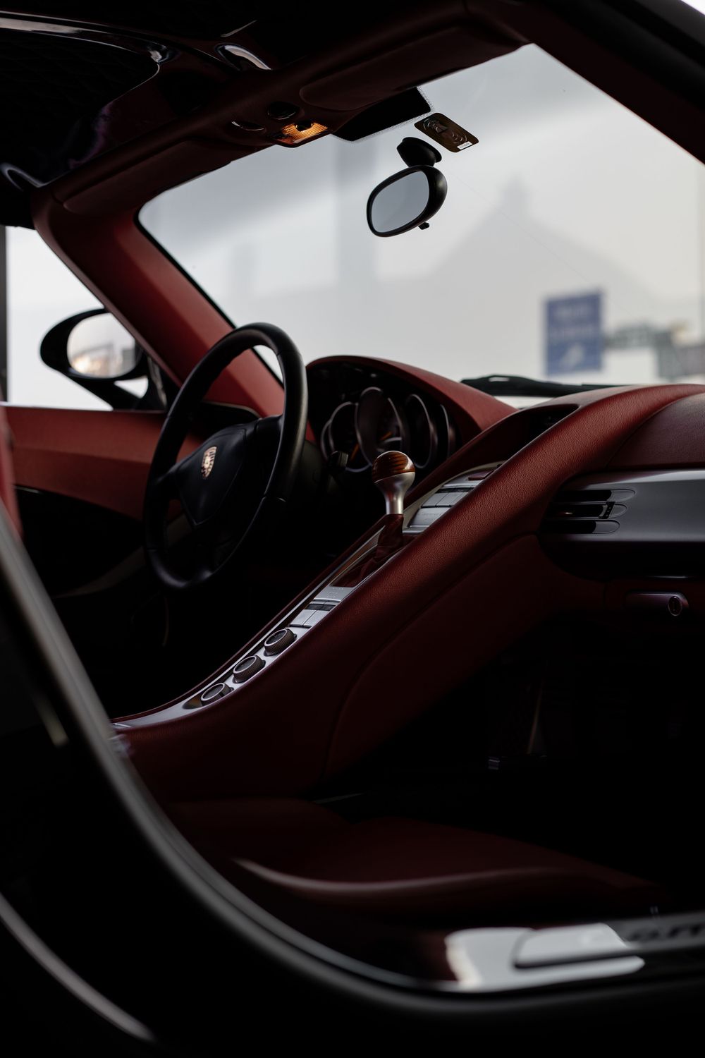Daniel-Michaud-Photographie-DMPhotography-Automobile-Auto-Cars-Centre Porsche Neuchâtel-Porsche-Carrera GT