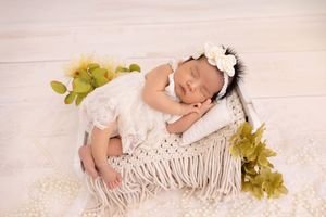 best Long Island newborn photographer, best Nassau county newborn photographer, Long Island newborn photo shoot, Nassau county newborn photo