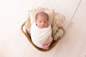 best Long Island newborn photographer, Long Island newborn photography, Long Island newborn photo shoot, Long Island newborn session, baby