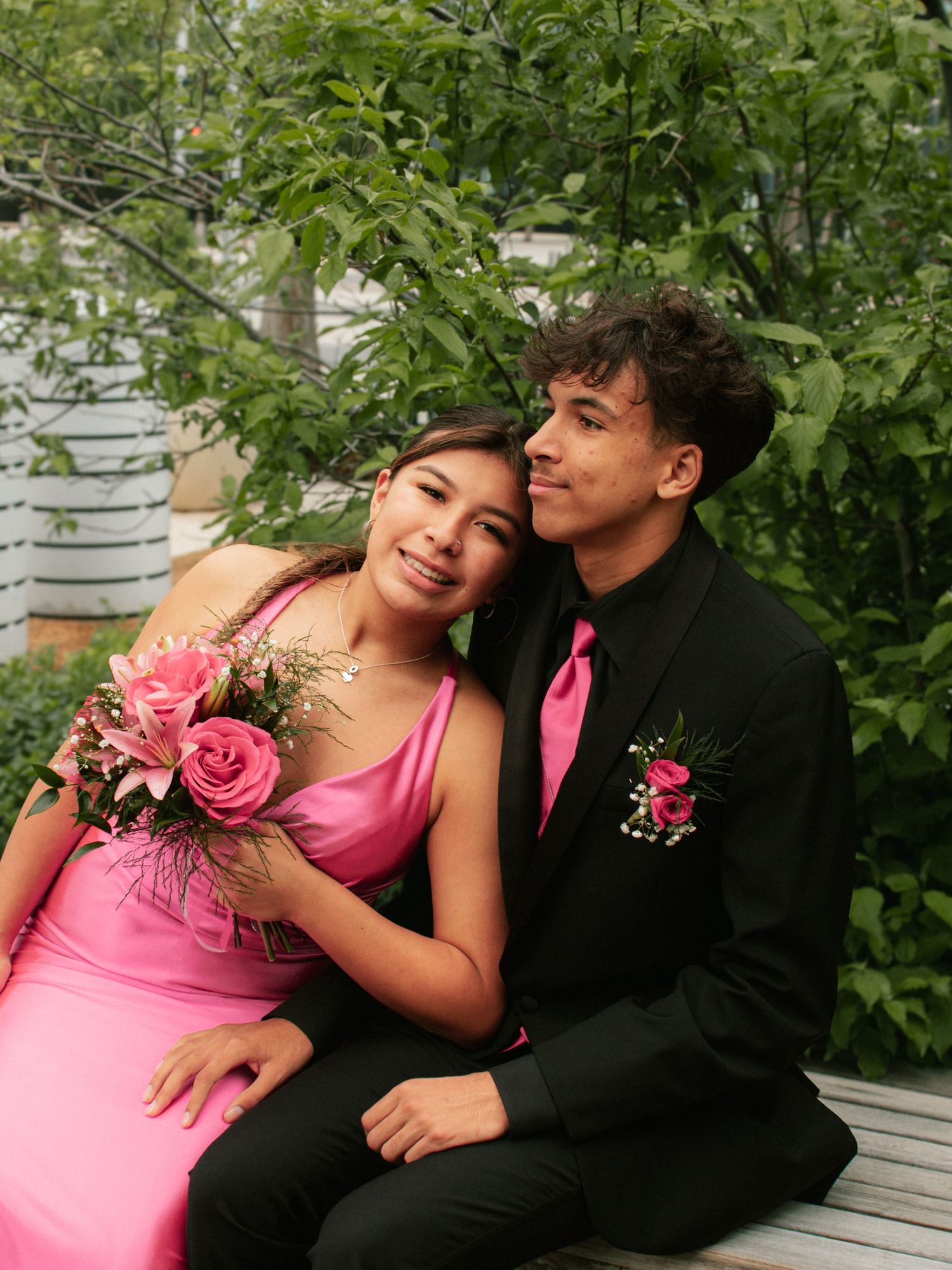 OKC Couple Poses for Prom Photos on Devon's Lawn Near The Myriad Gardens