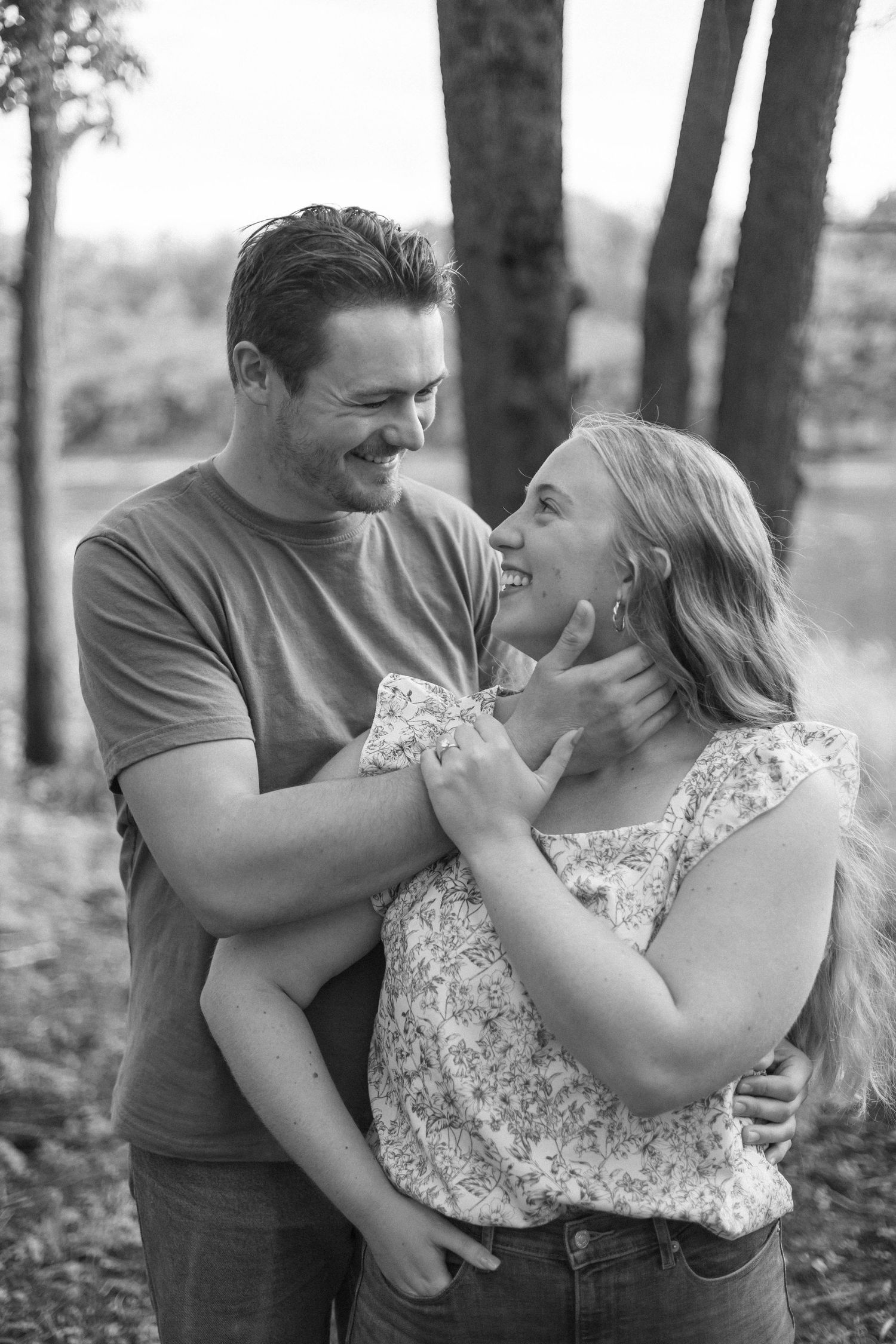 outdoor summer lakeside engagement photos in Kankakee, Illinois