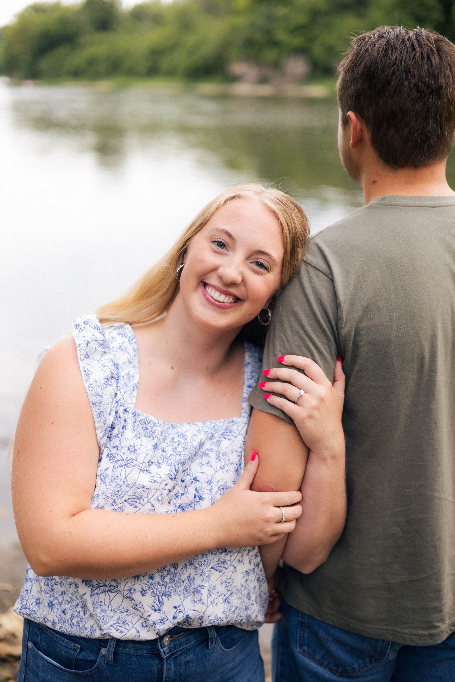 outdoor summer lakeside engagement photos in Kankakee, Illinois