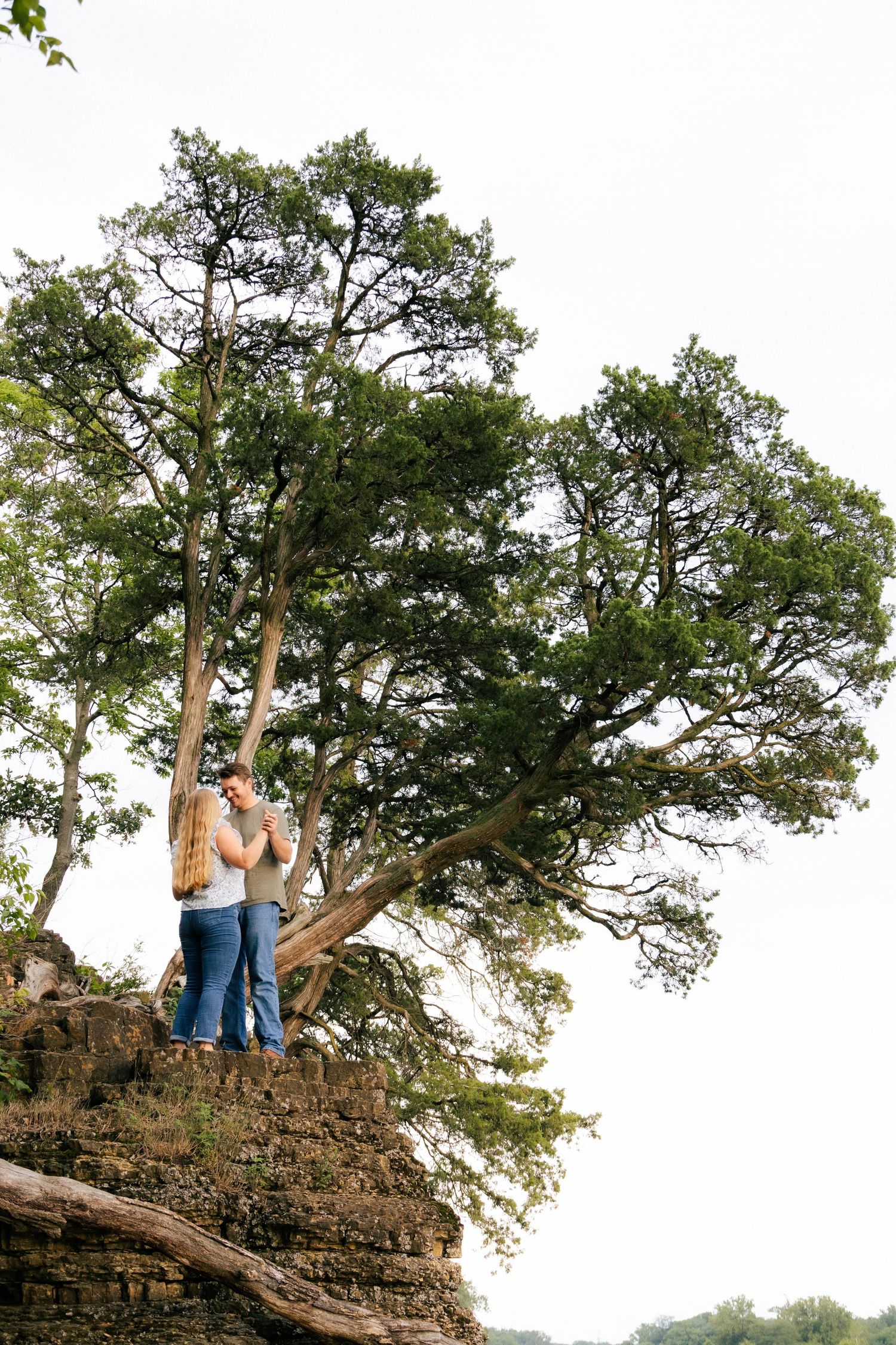 outdoor summer lakeside engagement photos in Kankakee, Illinois