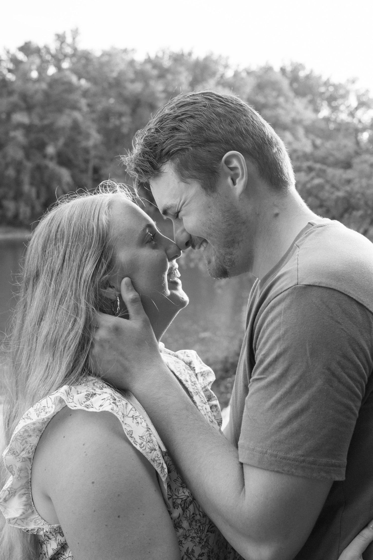 outdoor summer lakeside engagement photos in Kankakee, Illinois