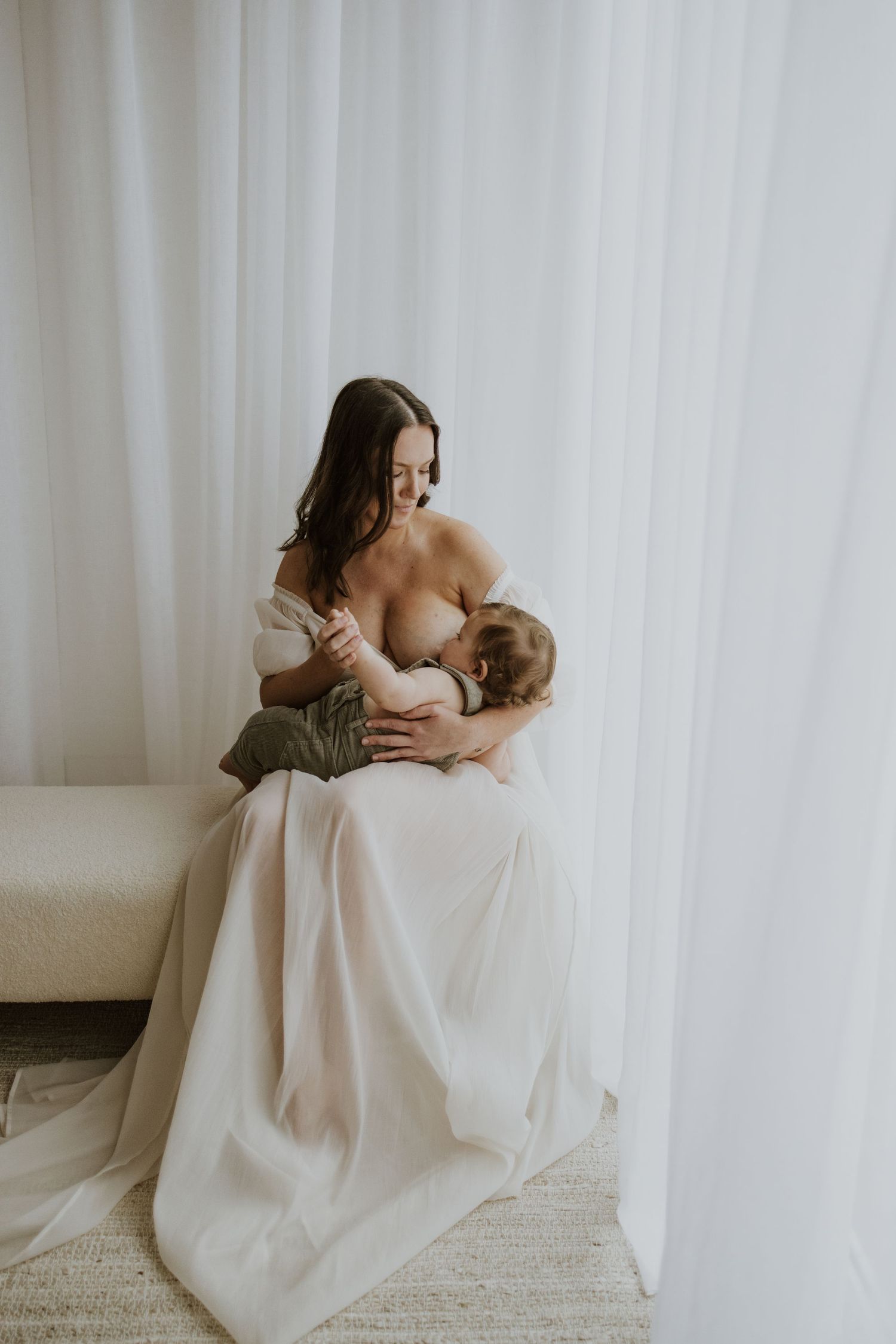 Geelong Lara Torquay Ocean Grove Barwon Heads newborn maternity pregnancy family motherhood couples photographer photography photoshoot