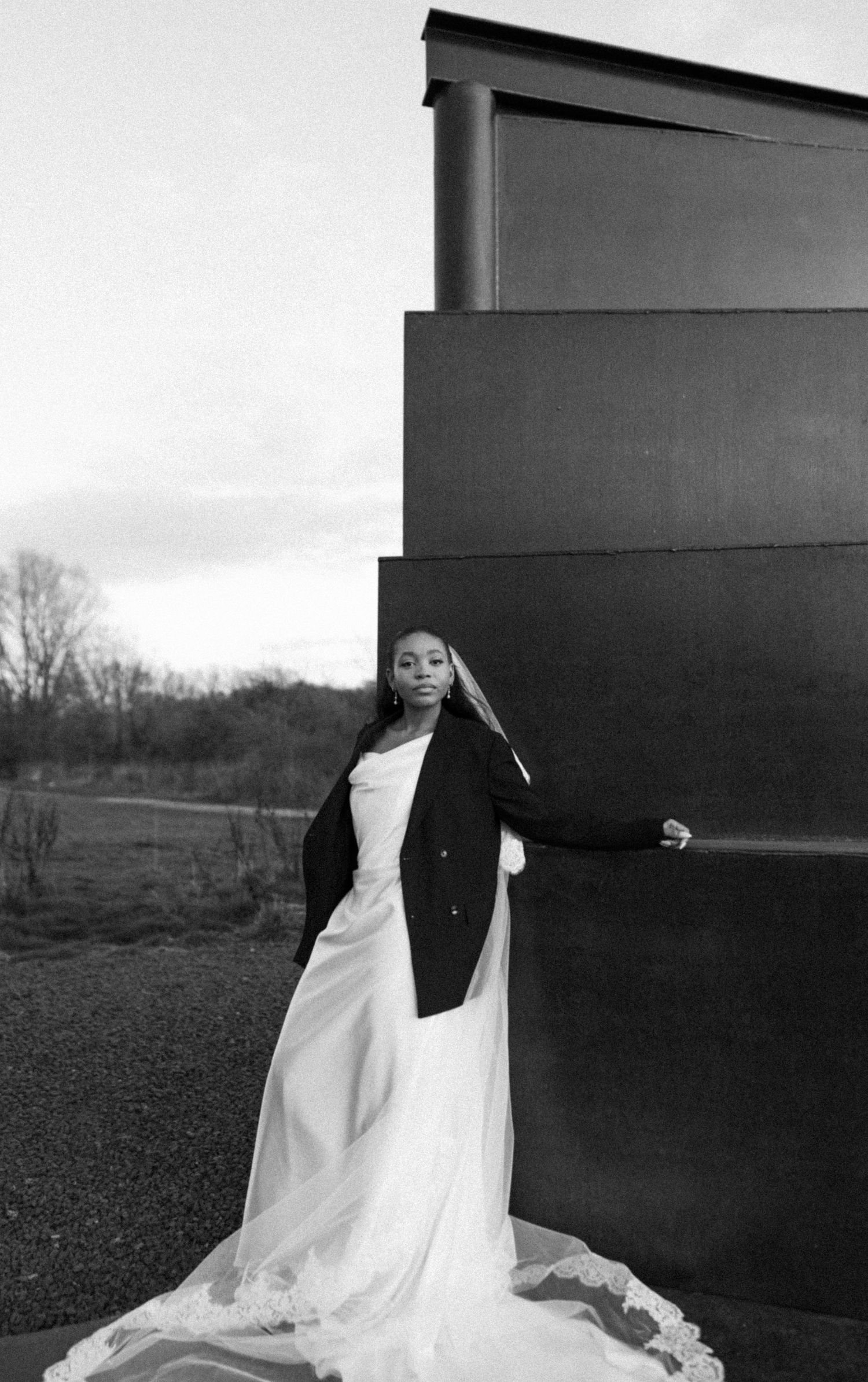 B&W Editorial portrait of Bride