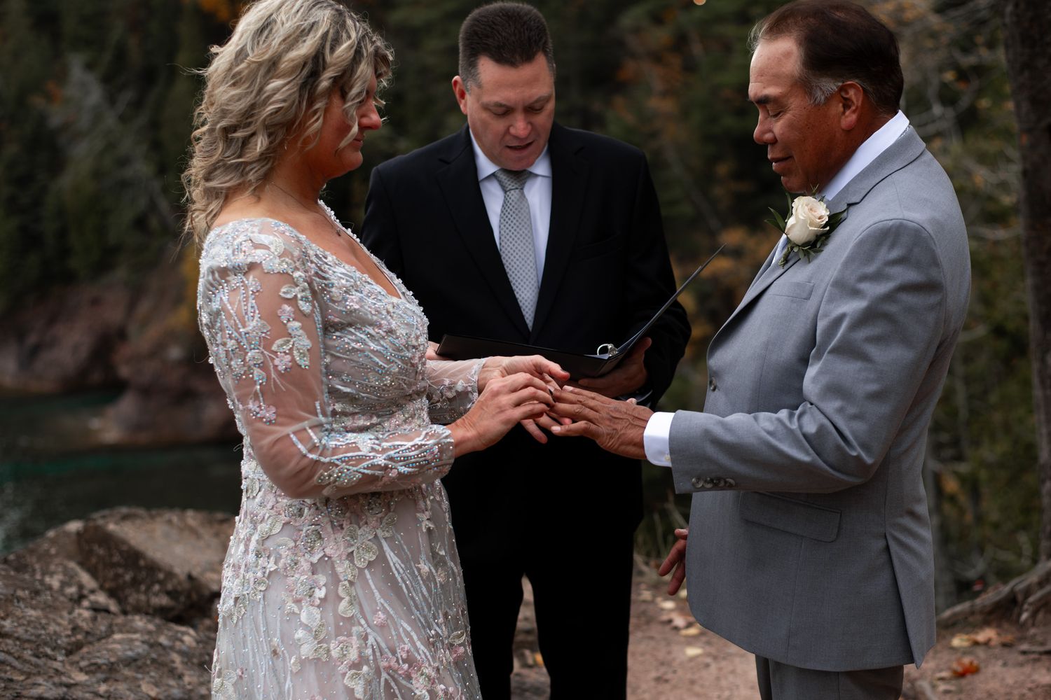 Upper Peninsula  Lifestyle Photographer. Weddings, engagement, families