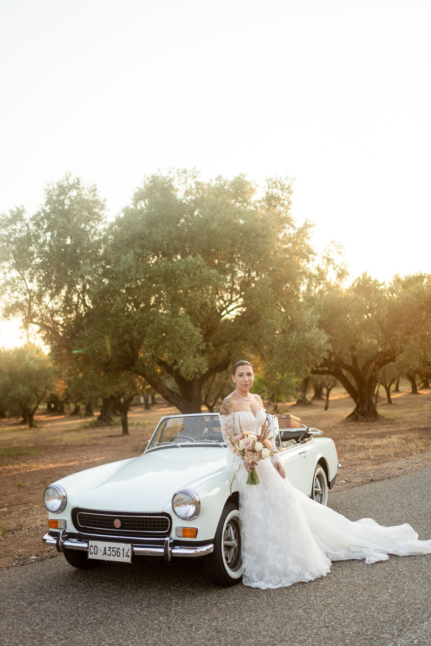 Luxury wedding at Tenuta delle Grazie in Calabria, countryside elegance and golden light
