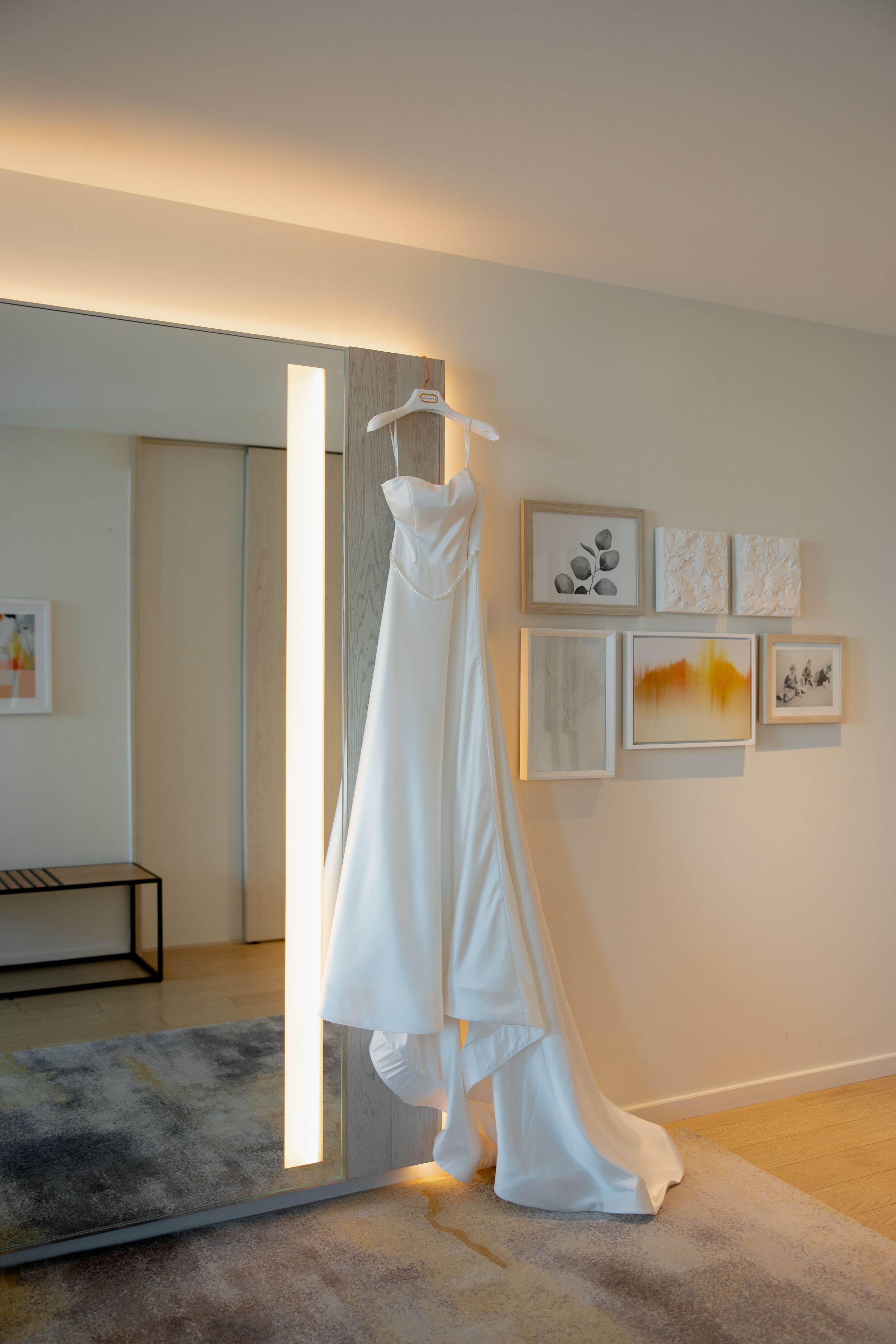 Candid and documentary Wedding Photographer Burlington