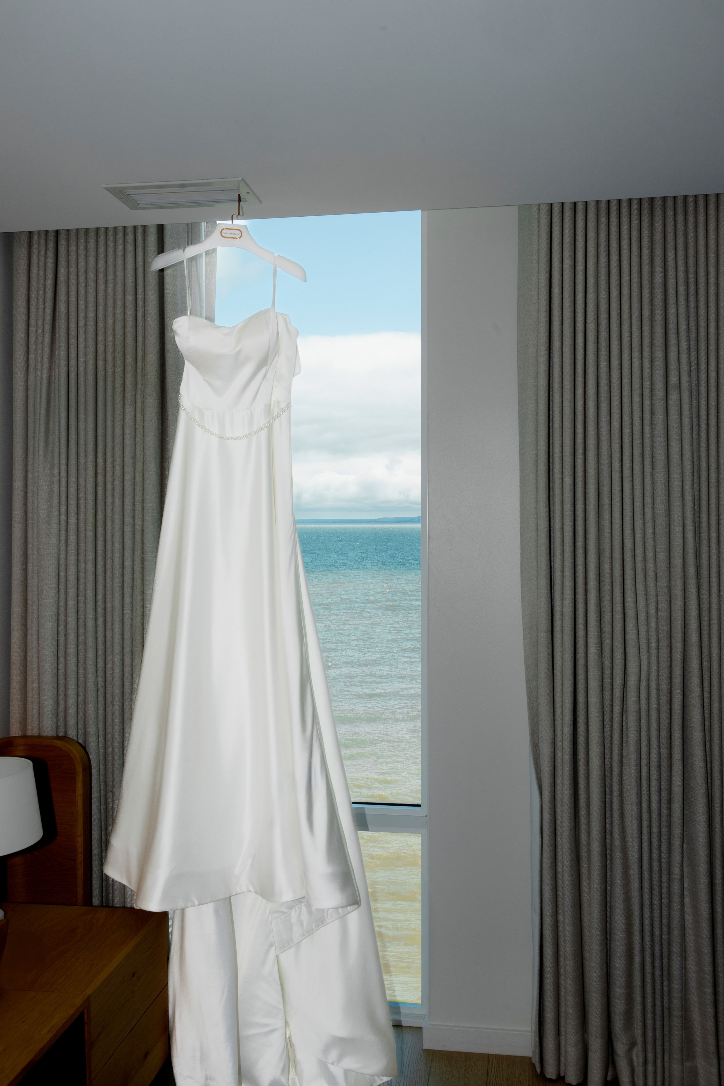 Candid and documentary Wedding Photographer Burlington