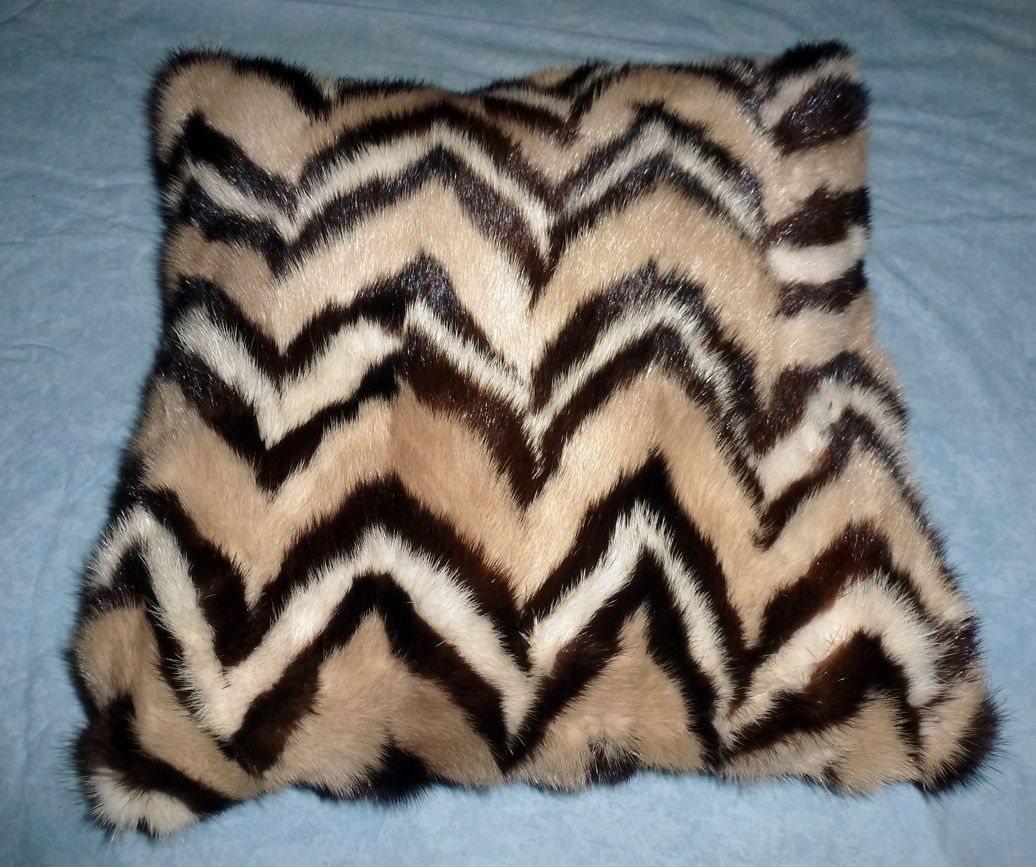 recycle fur pillow