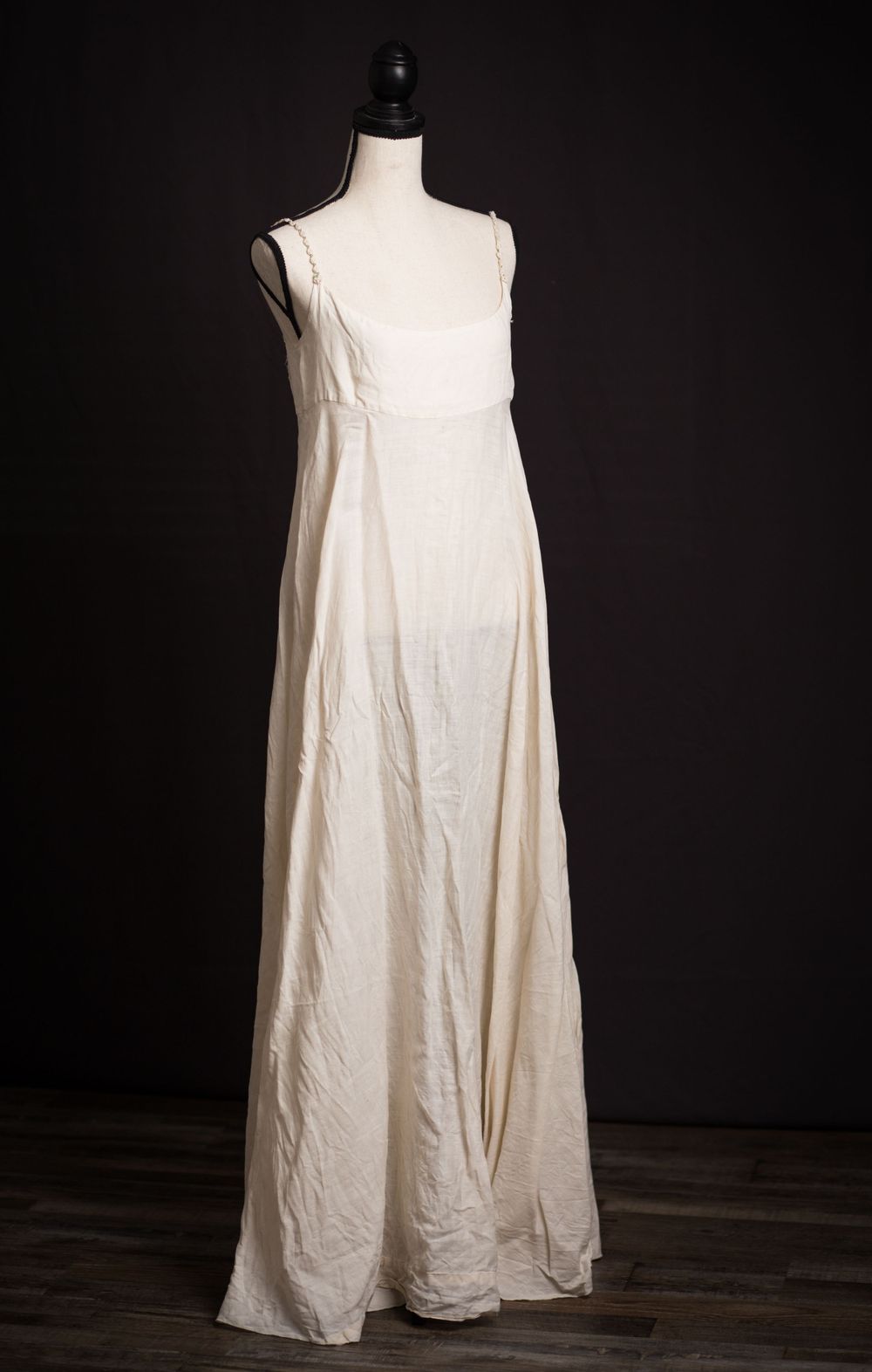 simple cream linen dress size s/m