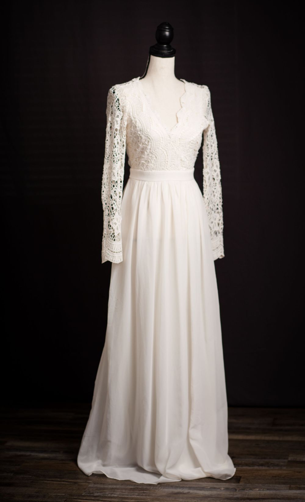 cream lace formal gown size s