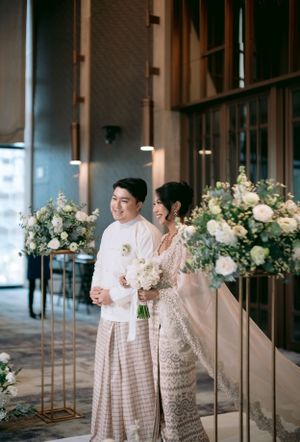 Wedding photographer and wedding videographer in Singapore with affordable wedding photography and videography services