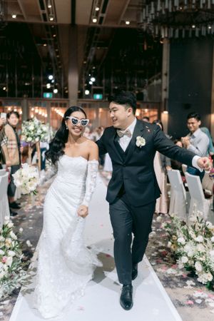 Wedding photographer and wedding videographer in Singapore with affordable wedding photography and videography services