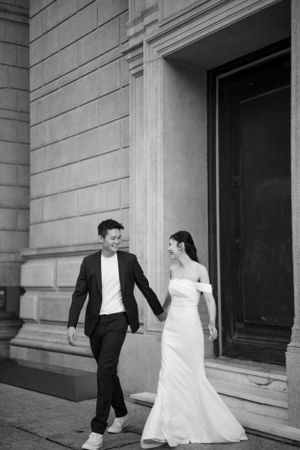 Wedding photographer and wedding videographer in Singapore with affordable wedding photography and videography services