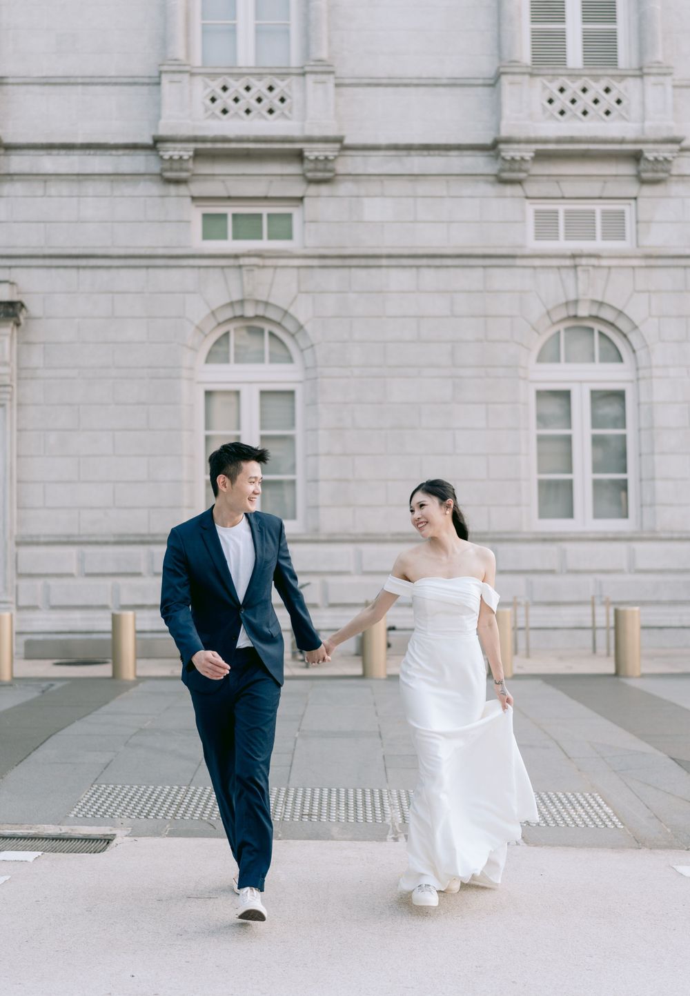 Wedding photographer and wedding videographer in Singapore with affordable wedding photography and videography services