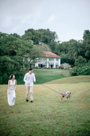 Wedding photographer and wedding videographer in Singapore with affordable wedding photography and videography services