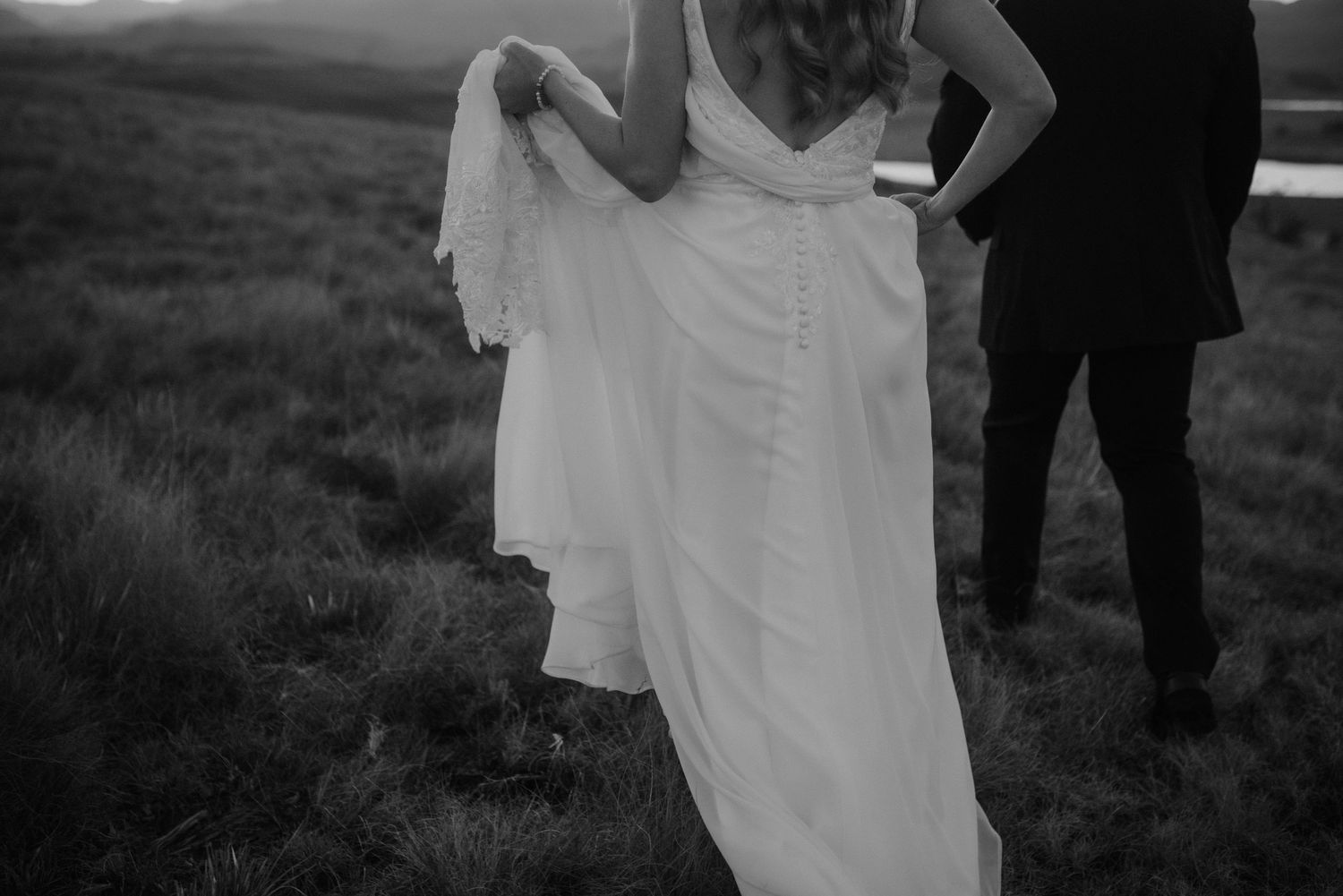 Destination wedding photographer in the Drakensberg Mountains