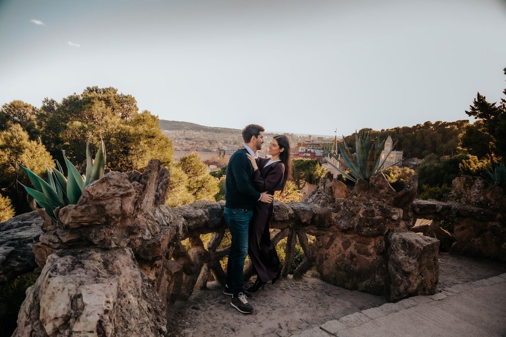Loving kiss windy terrace Park Güell Surprise proposal Barcelona BarcelonaLoversPH