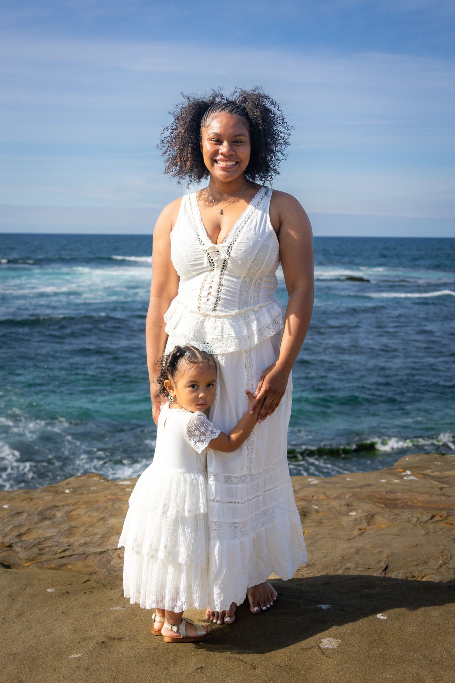 maternity photoshoot with mother and daughter
