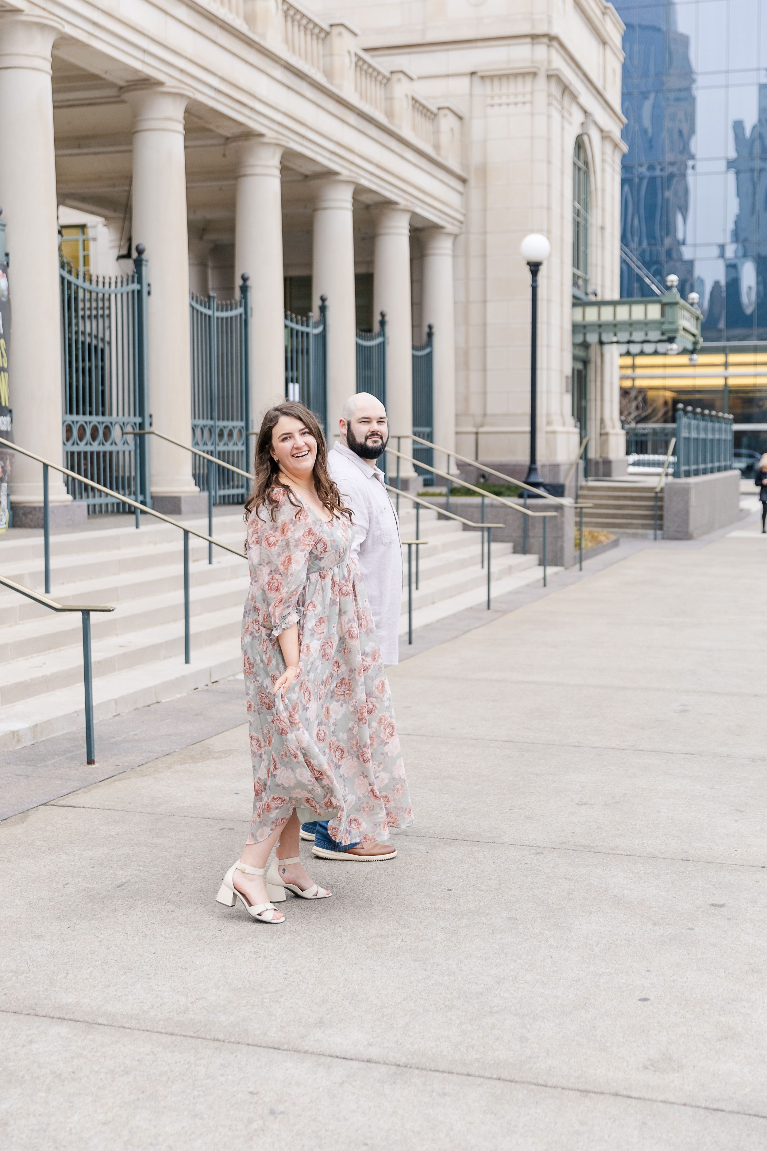 engagement shoot downtown nashville, tennessee
