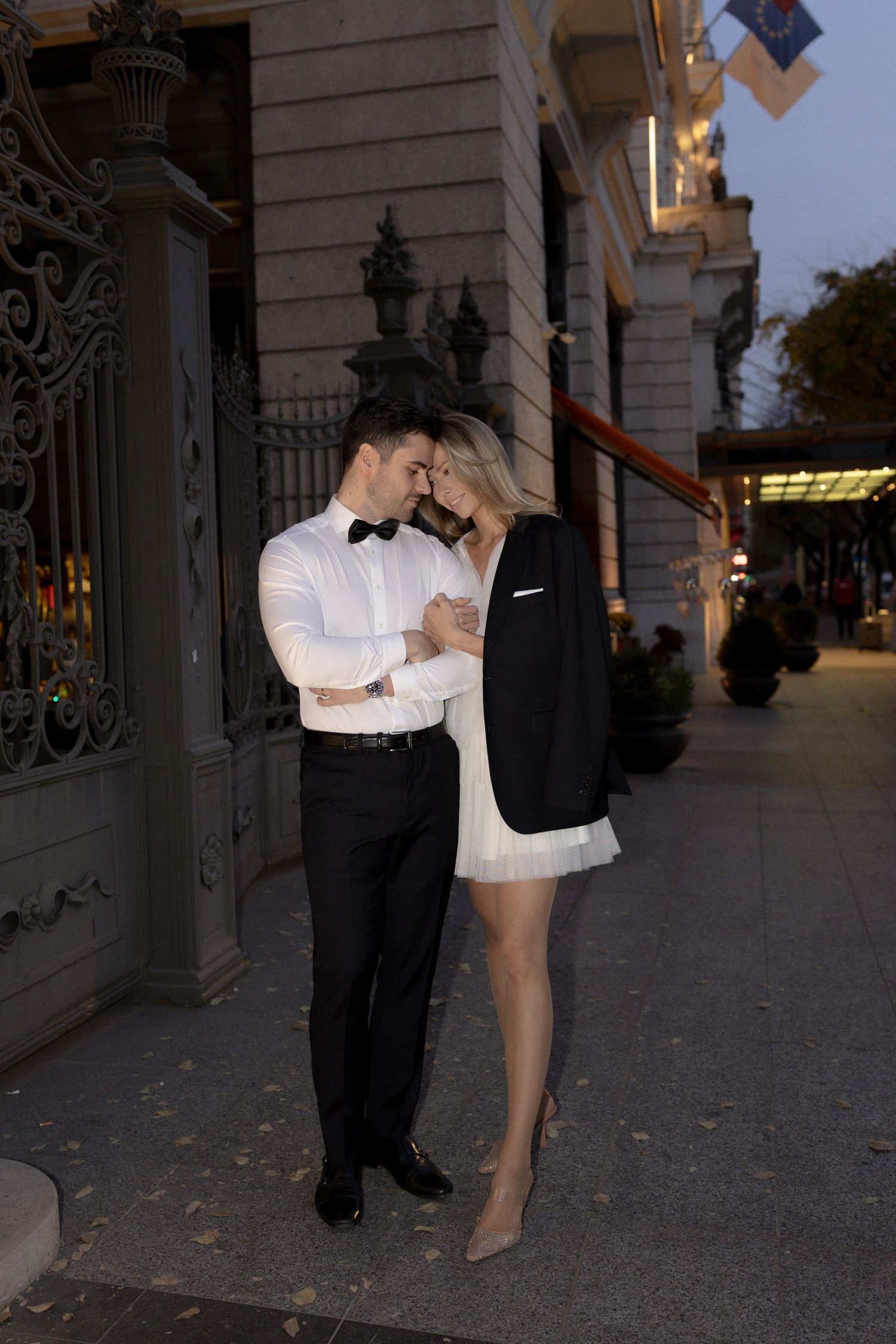 budapest wedding photoshoot budapest wedding photographer elegant and style Hotel photoshoot
