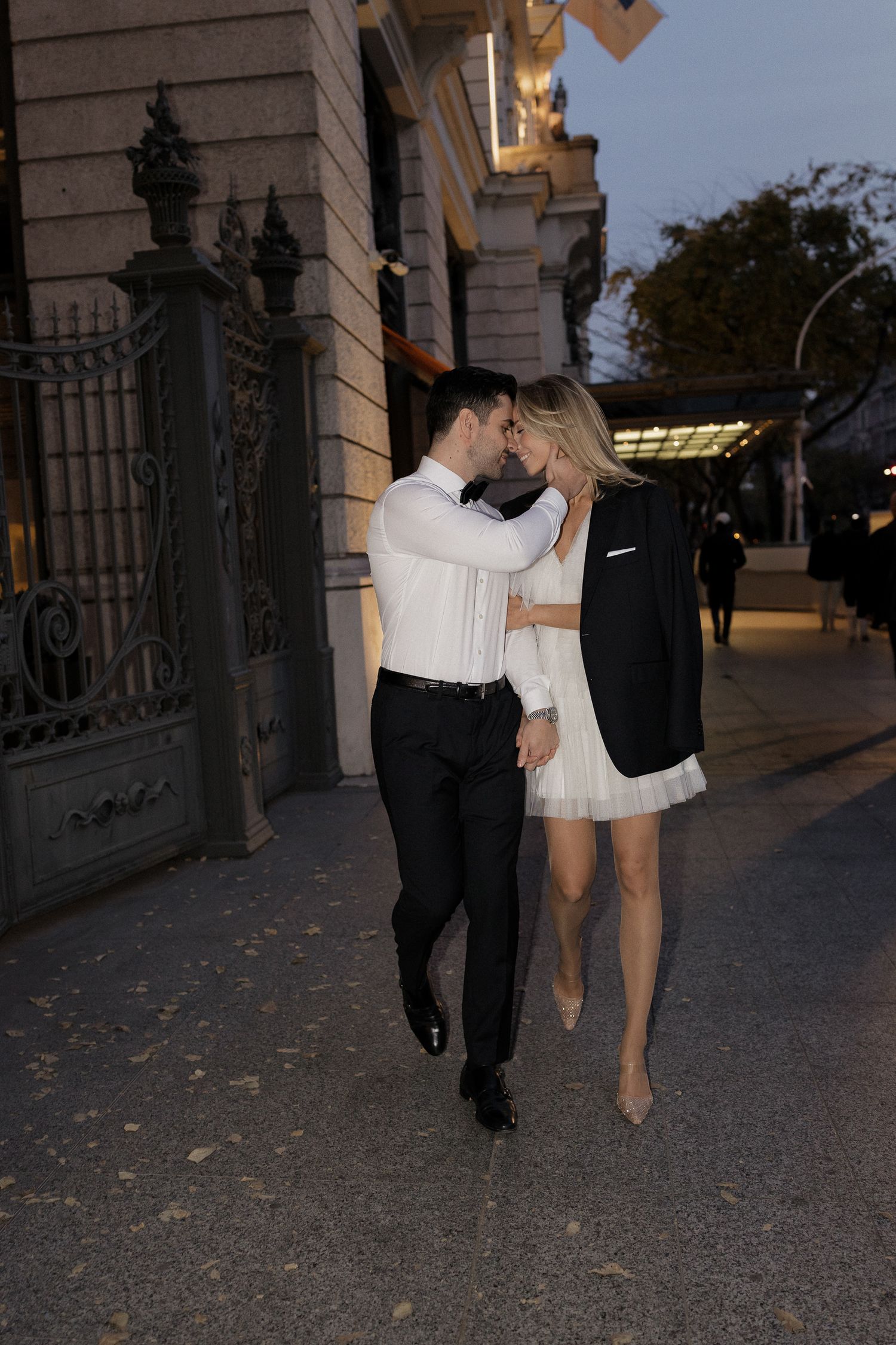 budapest wedding photoshoot budapest wedding photographer elegant and style Hotel photoshoot