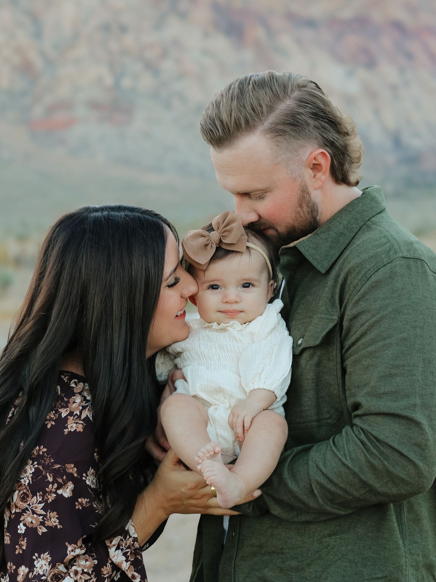 Bright, dreamy, timeless images capturing love, connection, tiny details, and the beautiful seasons of family life in Las Vegas.