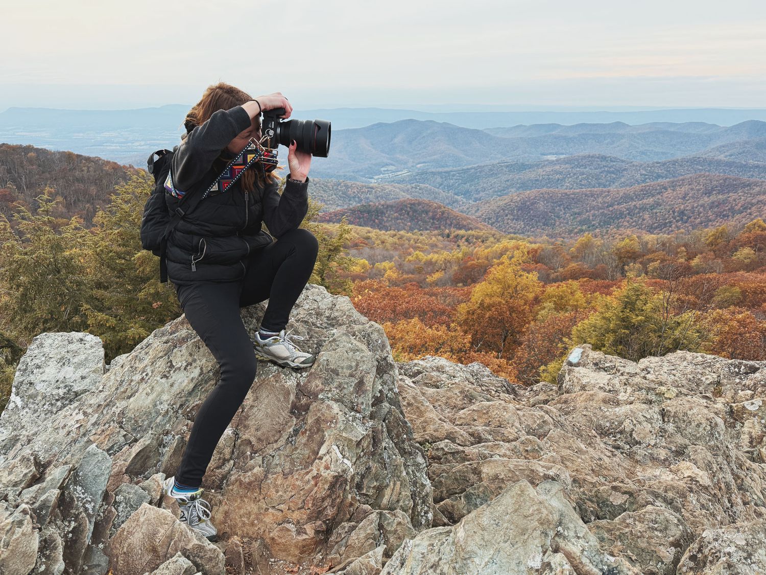 Shenandoah National Park engagement photographer at the summit of Bearfence Mountain Trail and Bearfence Rock Scramble