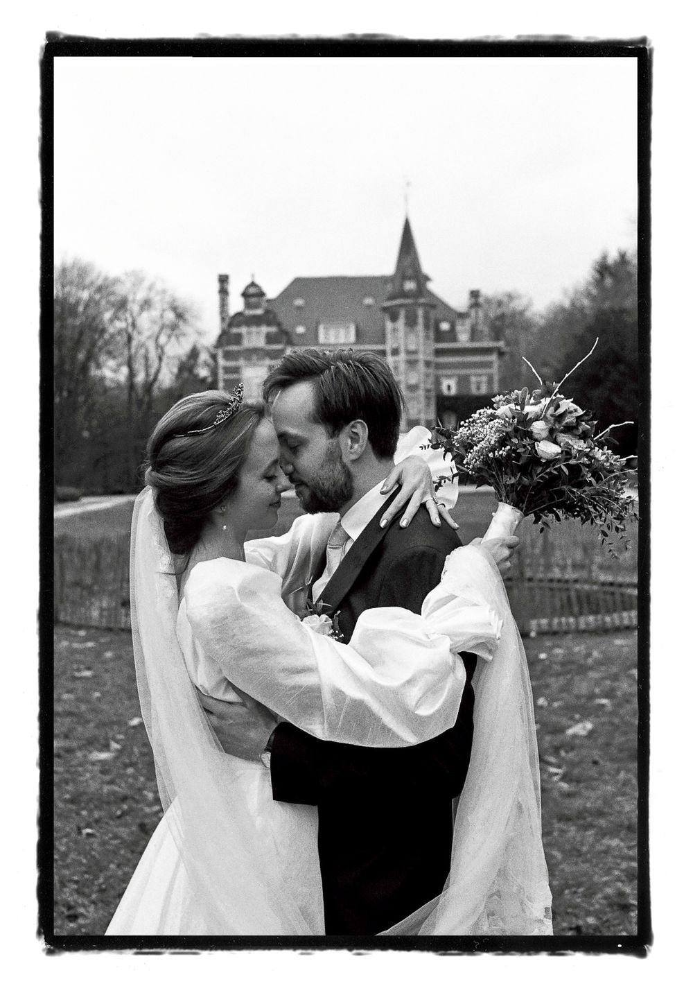 Photo des mariés au château à Terblock