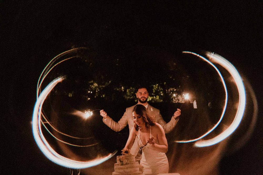 wedding couple dancing night reception porto