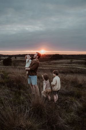 Fotograaf Brabant Oss Den Bosch Uden fotografie ouders mama momlife Sis&So gezinsshoot verhaal dayinthelife gezinsfotograa