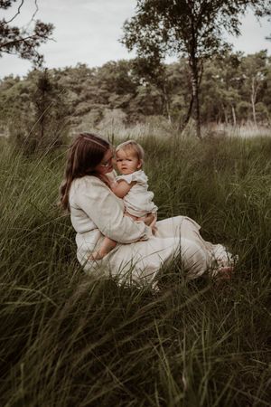 Fotograaf Brabant Oss Den Bosch Uden fotografie ouders mama momlife Sis&So gezinsshoot verhaal dayinthelife gezinsfotograa