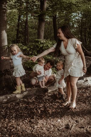 Fotograaf Brabant Oss Den Bosch Uden fotografie ouders mama momlife Sis&So gezinsshoot verhaal dayinthelife gezinsfotograa