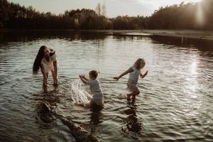 Fotograaf Brabant Oss Den Bosch Uden fotografie ouders mama momlife Sis&So gezinsshoot verhaal dayinthelife gezinsfotograa