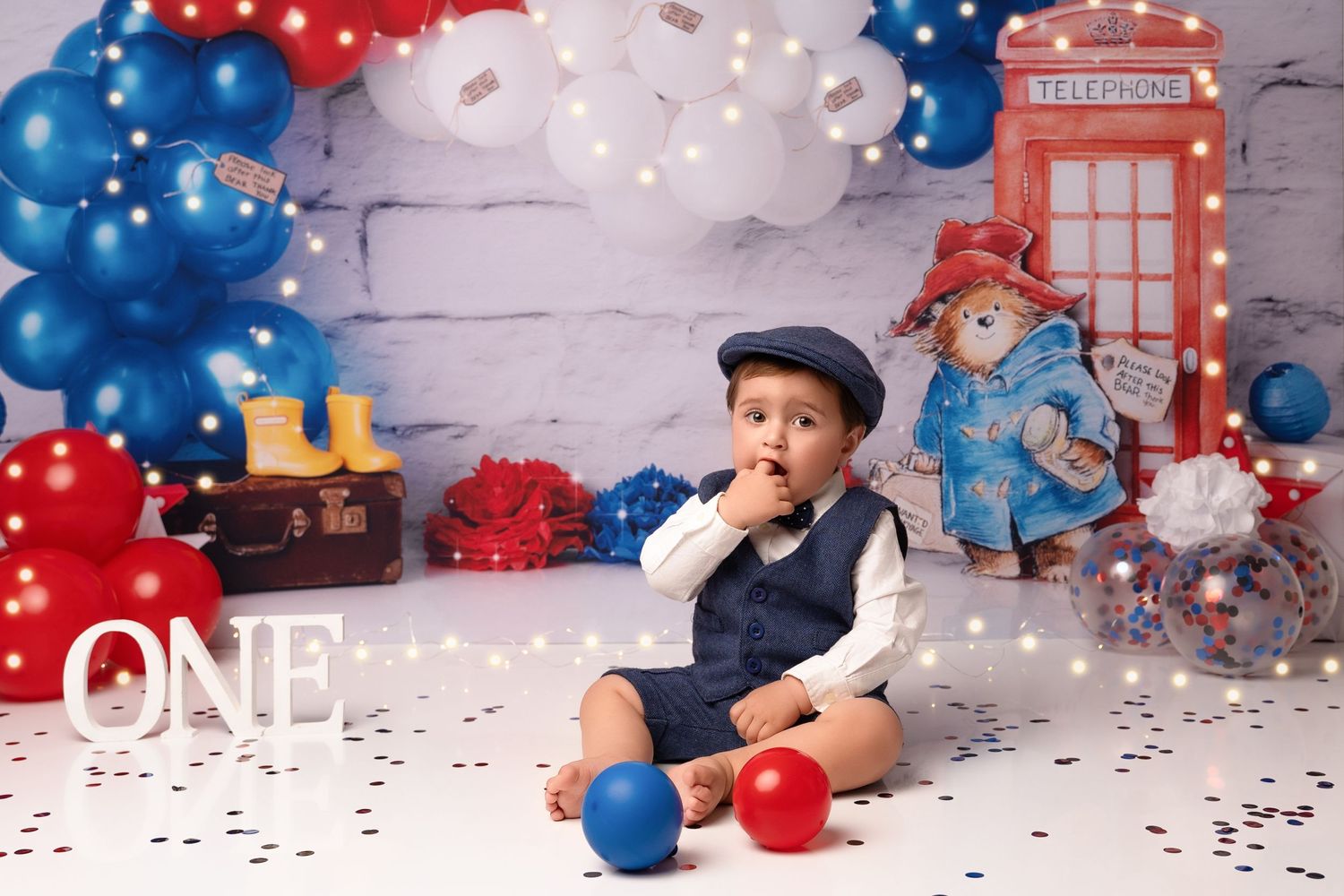 Let them smash, splash, and giggle! A cake smash session is the sweetest way to celebrate your little one's first birthday.