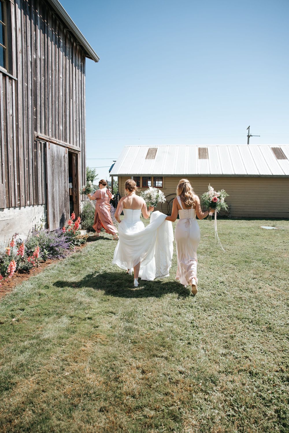 Golden Hour, Wedding photography, wedding photographer, photographer, PNW, Vancouver, Washington, Oregon, PNW Photographer, wedding