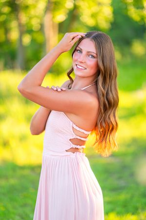 Mankato MN and Southern Minnesota senior photographer for senior pictures