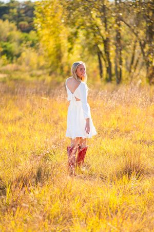 Mankato MN and Southern Minnesota senior photographer for senior pictures
