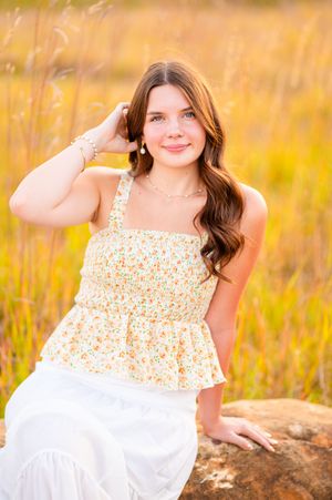 Mankato MN and Southern Minnesota senior photographer for senior pictures