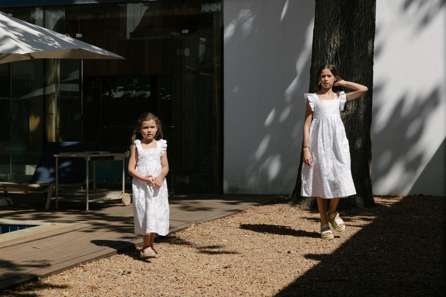 Allert and Lauren at Babylonstoren, documentary wedding photos capturing authentic celebrations.