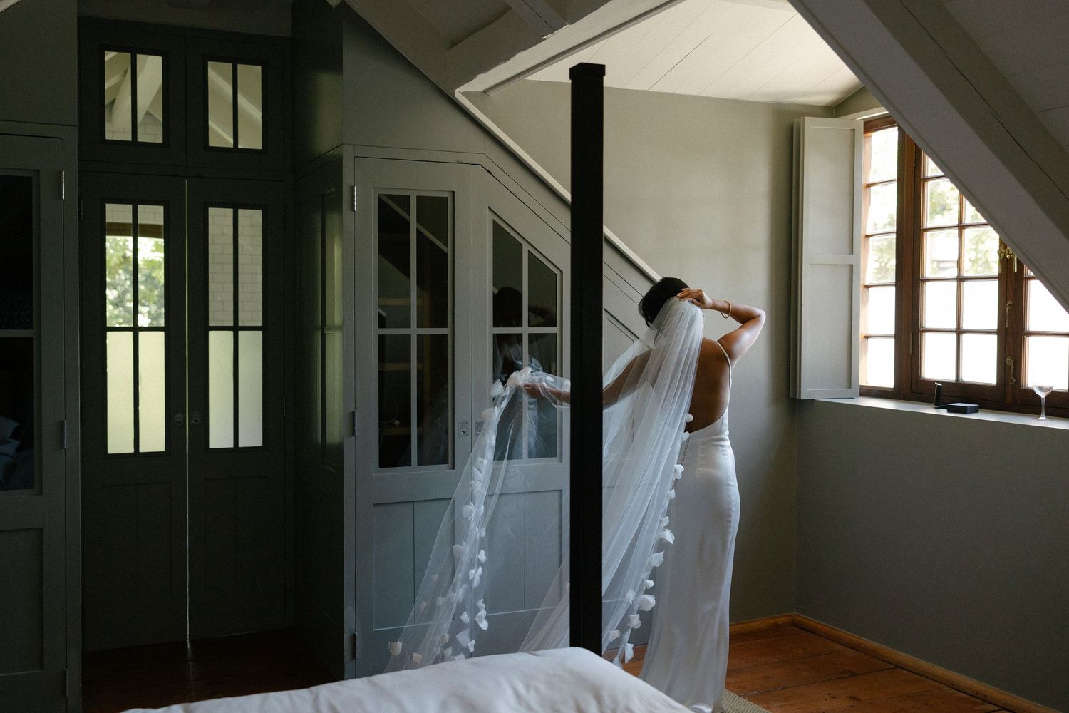 Allert and Lauren at Babylonstoren, documentary wedding photos capturing authentic celebrations.