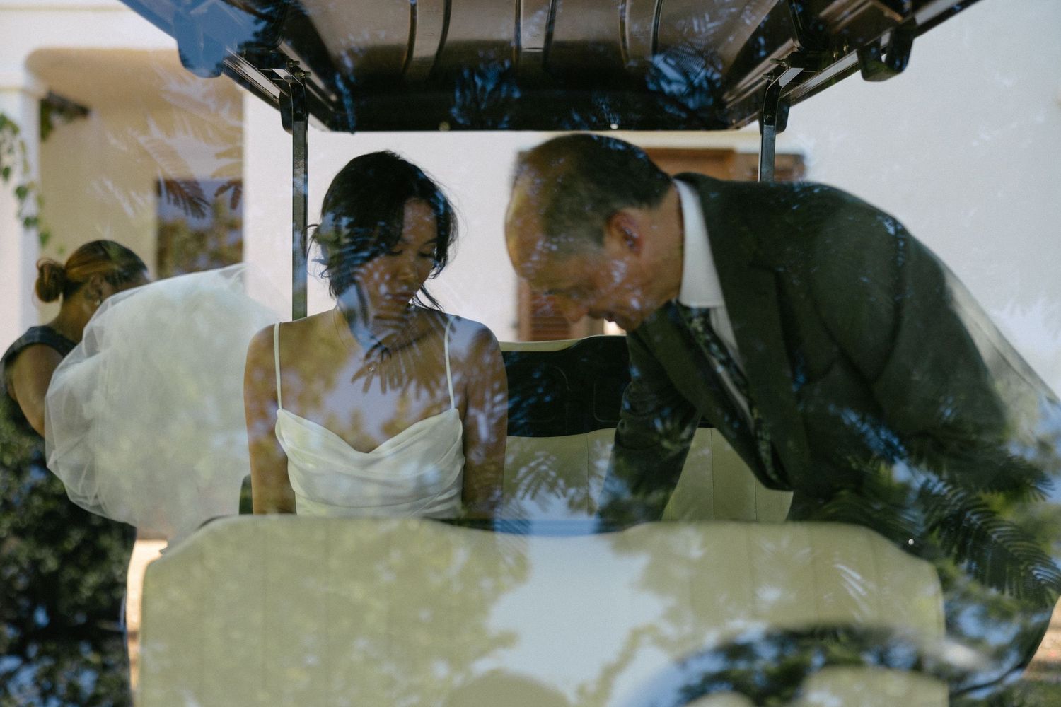 Allert and Lauren at Babylonstoren, documentary wedding photos capturing authentic celebrations.