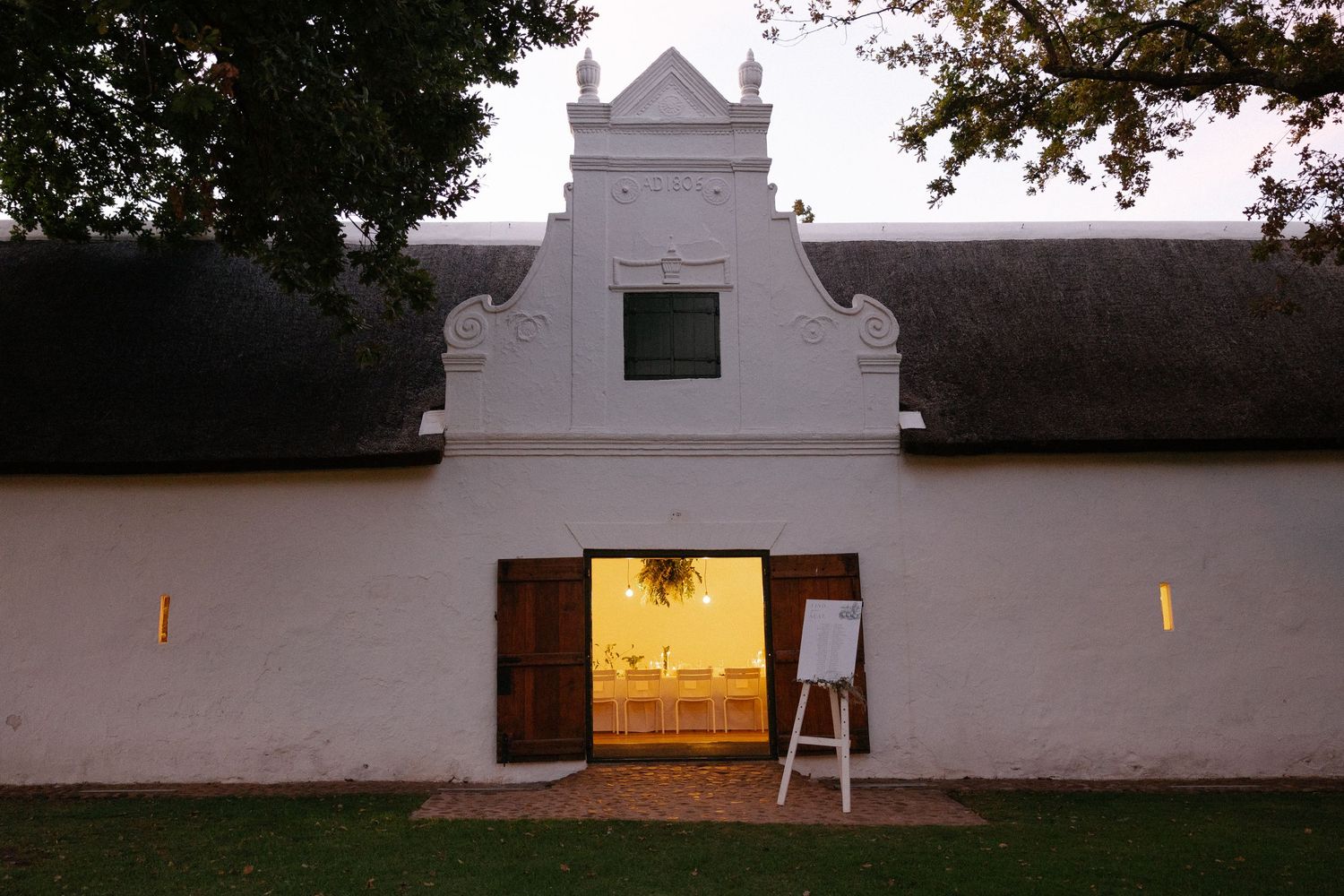 Allert and Lauren at Babylonstoren, documentary wedding photos capturing authentic celebrations.